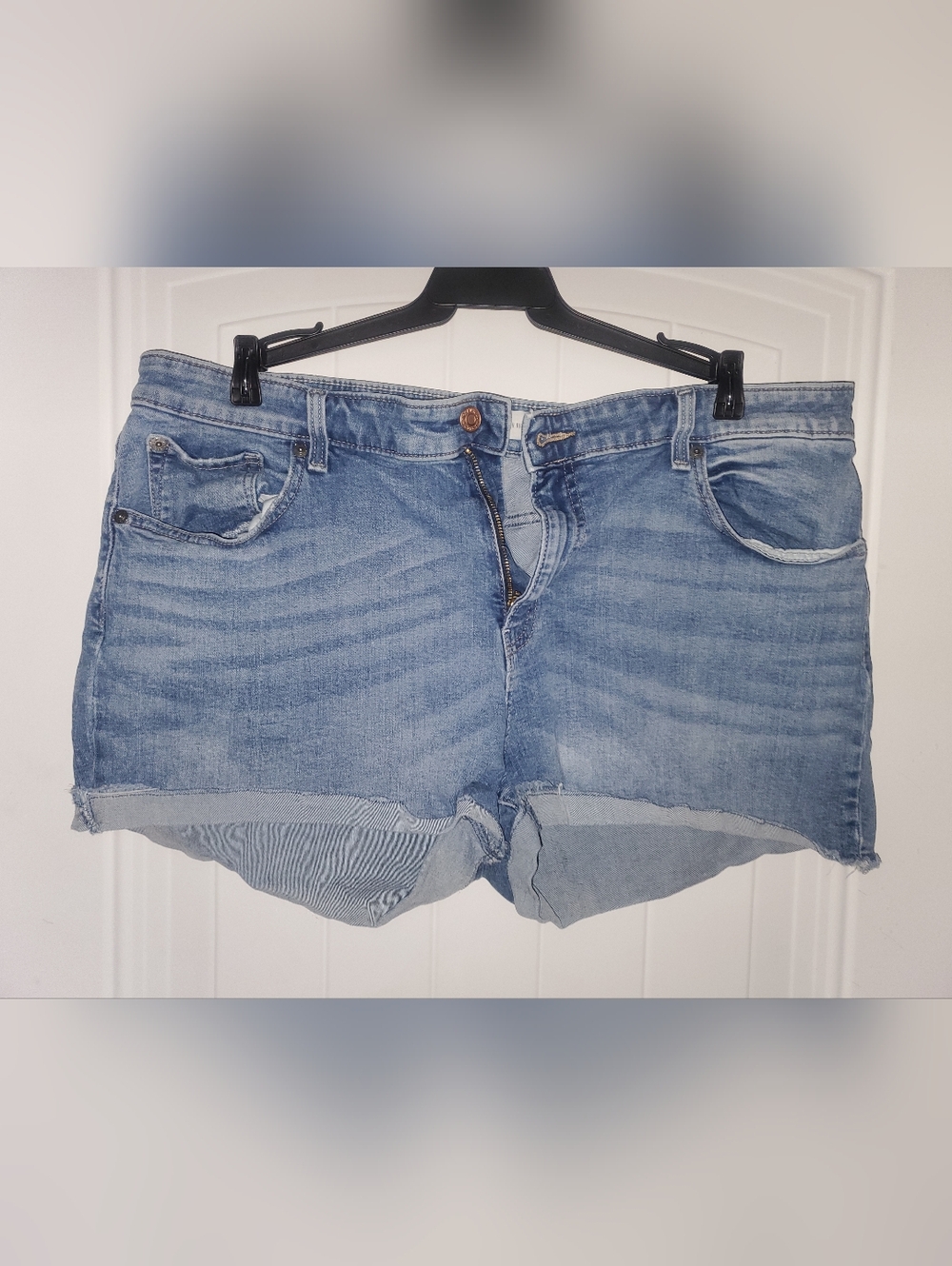 Levi's Faded Light Blue Rolled Hem Denim Shorts